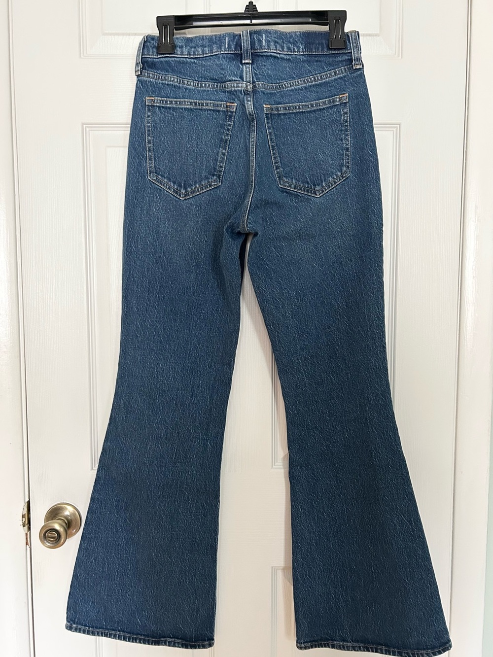 Abercrombie & Fitch High Rise Flare Jean Dark Wash 27 R - Picture 2 of 6